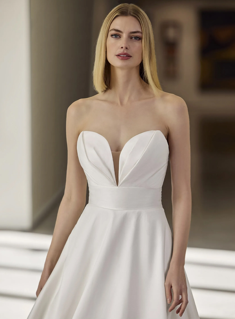 Abito da sposa Pronovias Leaves - immagine 3