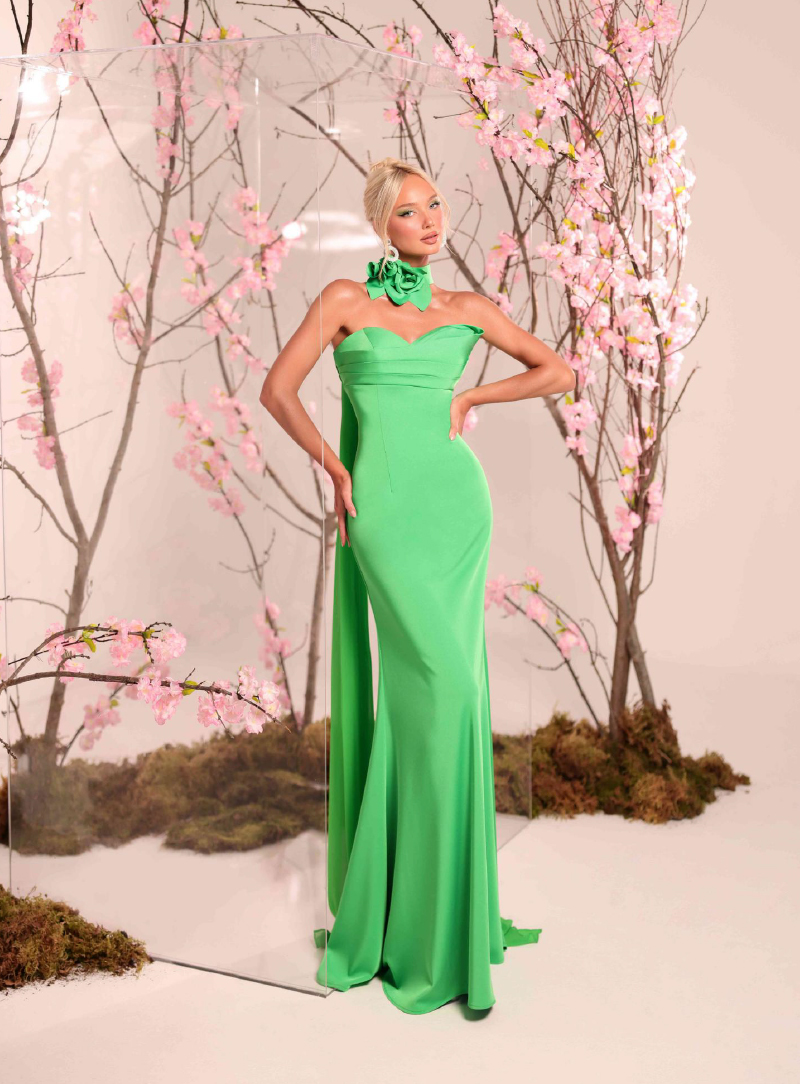 Abito da sera con scollo a cuore e delicati drappeggi Bianca Brandi